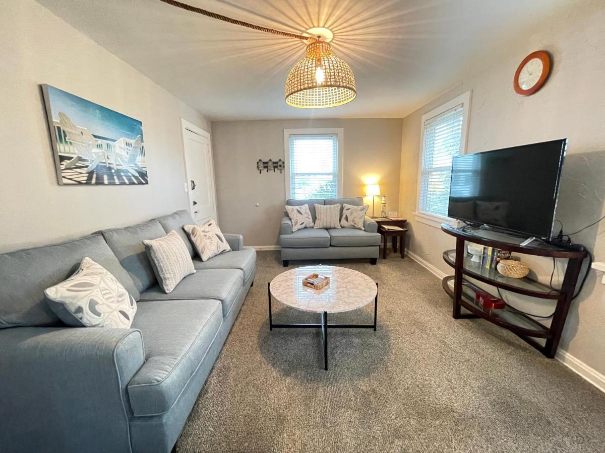 Seas The Day - 4 Blocks To The Beach, Restaurant, And Bar District - Great Deck And Outdoor Space!! شاطئ جاكسونفيل المظهر الخارجي الصورة
